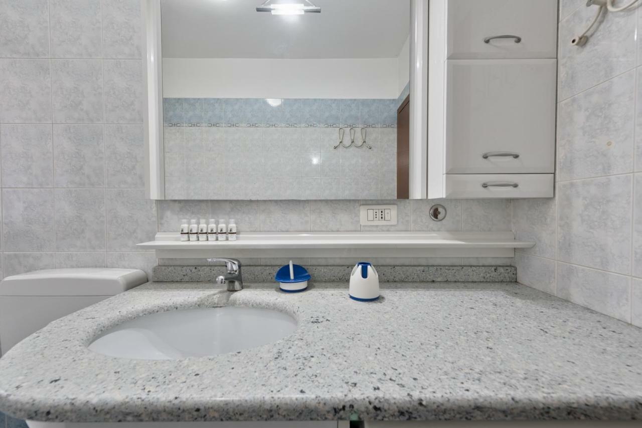 Fortino Roomy Apartment تورينو المظهر الخارجي الصورة